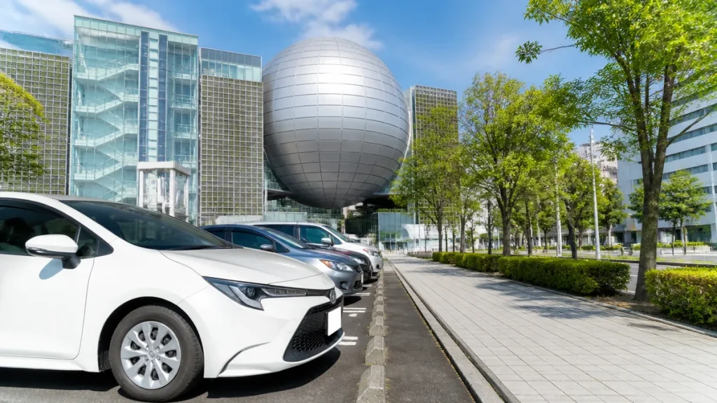 名古屋市科学館の駐車場は最大料金なし？周辺の安い穴場と賢い停め方ガイドのアイキャッチ画像