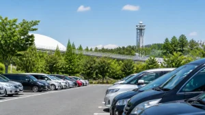 モリコロパークの駐車場はどこがいい？全5か所の料金比較と混雑回避の裏ワザのアイキャッチ画像